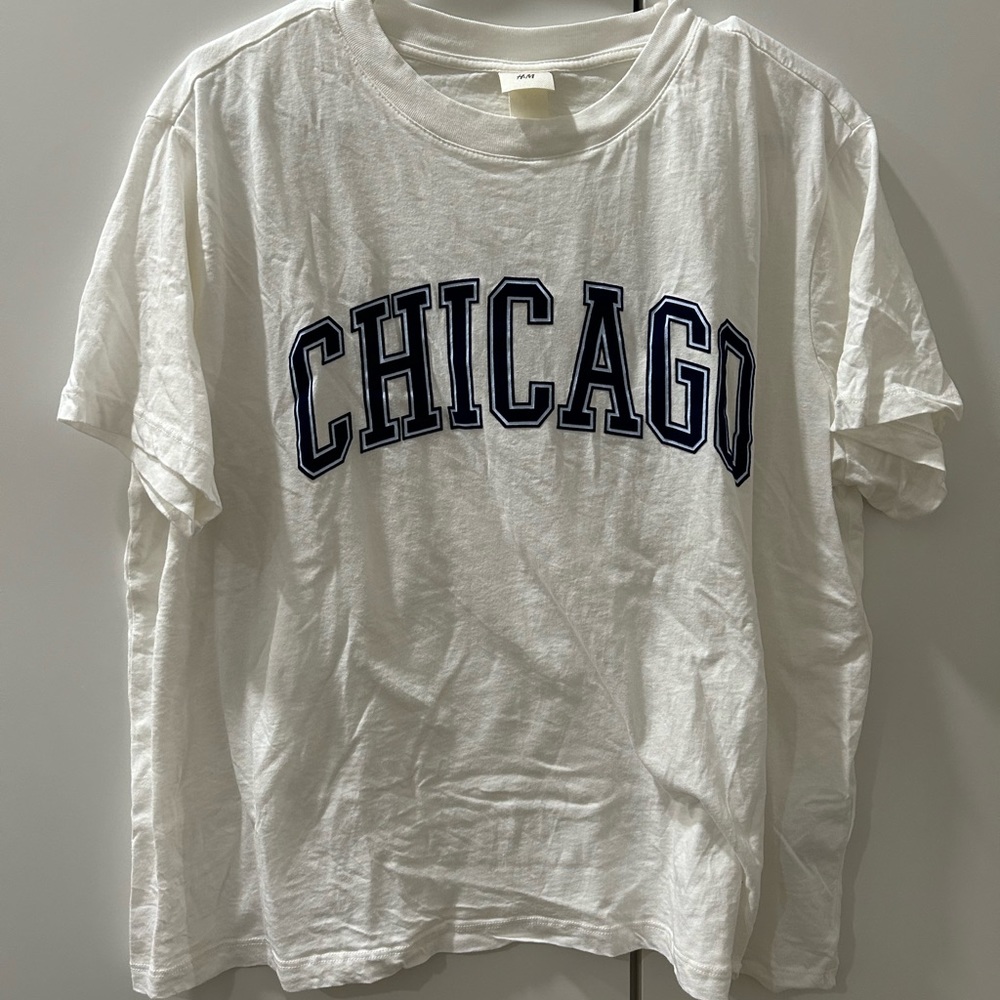 H&M oversized Chicago t-shirt